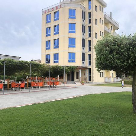 Hotel Restaurant Globi Velipojë Dış mekan fotoğraf