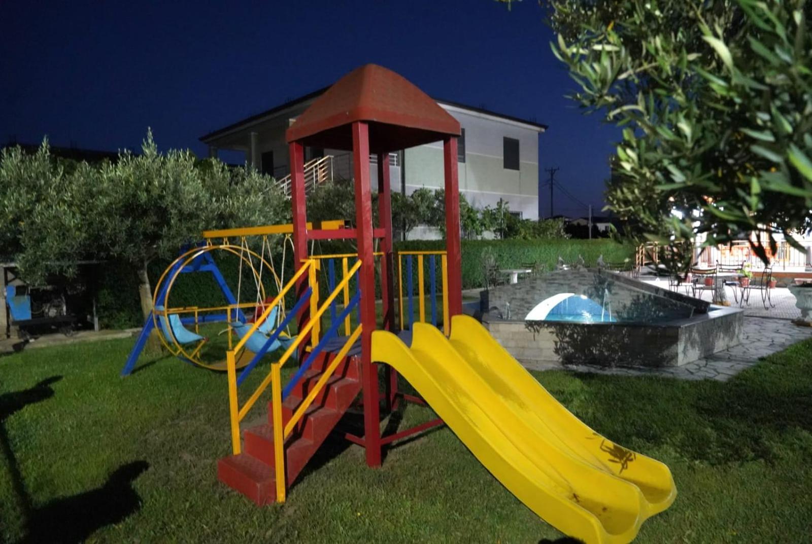 Hotel Restaurant Globi Velipojë Dış mekan fotoğraf
