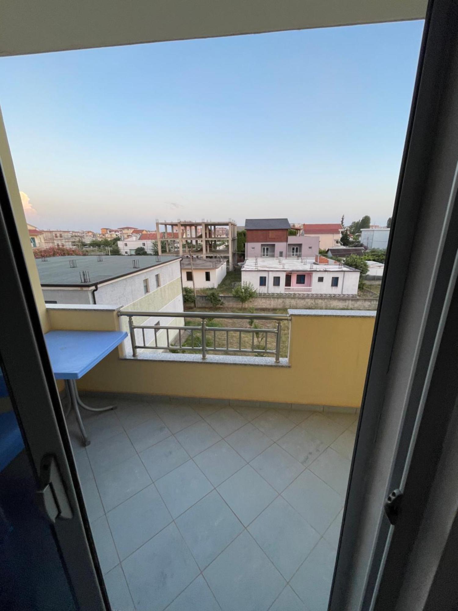 Hotel Restaurant Globi Velipojë Dış mekan fotoğraf