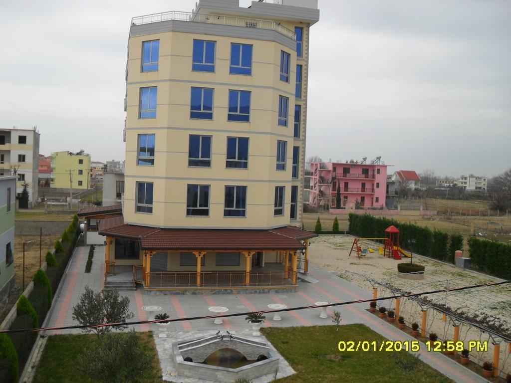 Hotel Restaurant Globi Velipojë Dış mekan fotoğraf