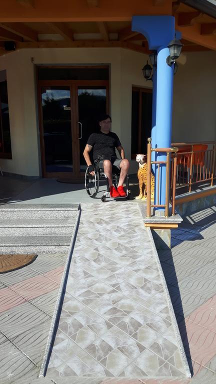 Hotel Restaurant Globi Velipojë Dış mekan fotoğraf